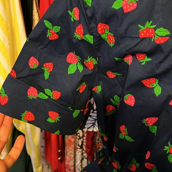 Kate Spade ♠️ strawberry shirt dress - Picture 11 of 14